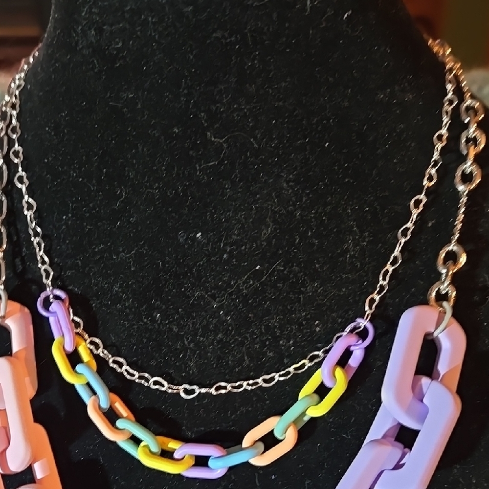 Colorful Chain Necklace - Picture 9 of 14